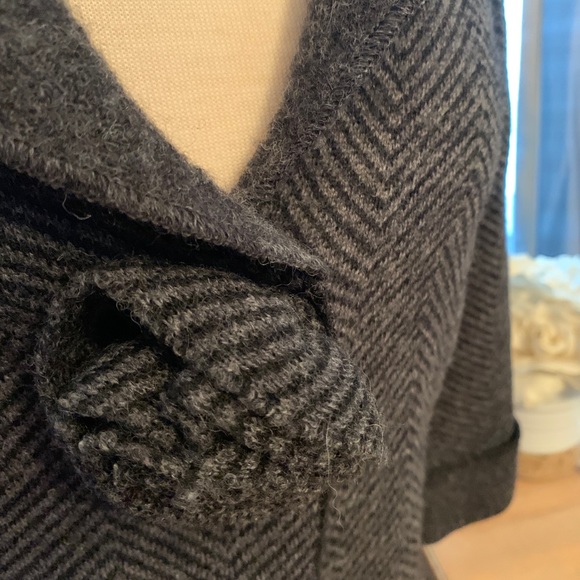 Sweater - Picture 2 of 5